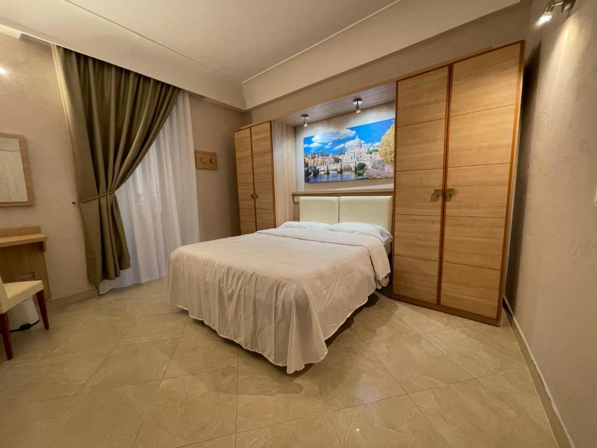 Spqr Bed & Breakfast Rome